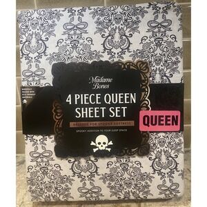 Madame Bones Queen Sheet Set Black Gray Skull Bat Damask Spooky Halloween